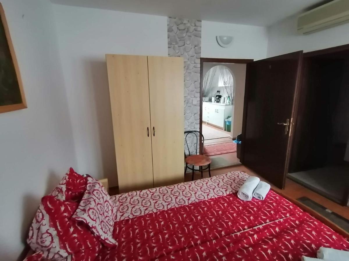 Joos Apartman Шарвар Екстер'єр фото