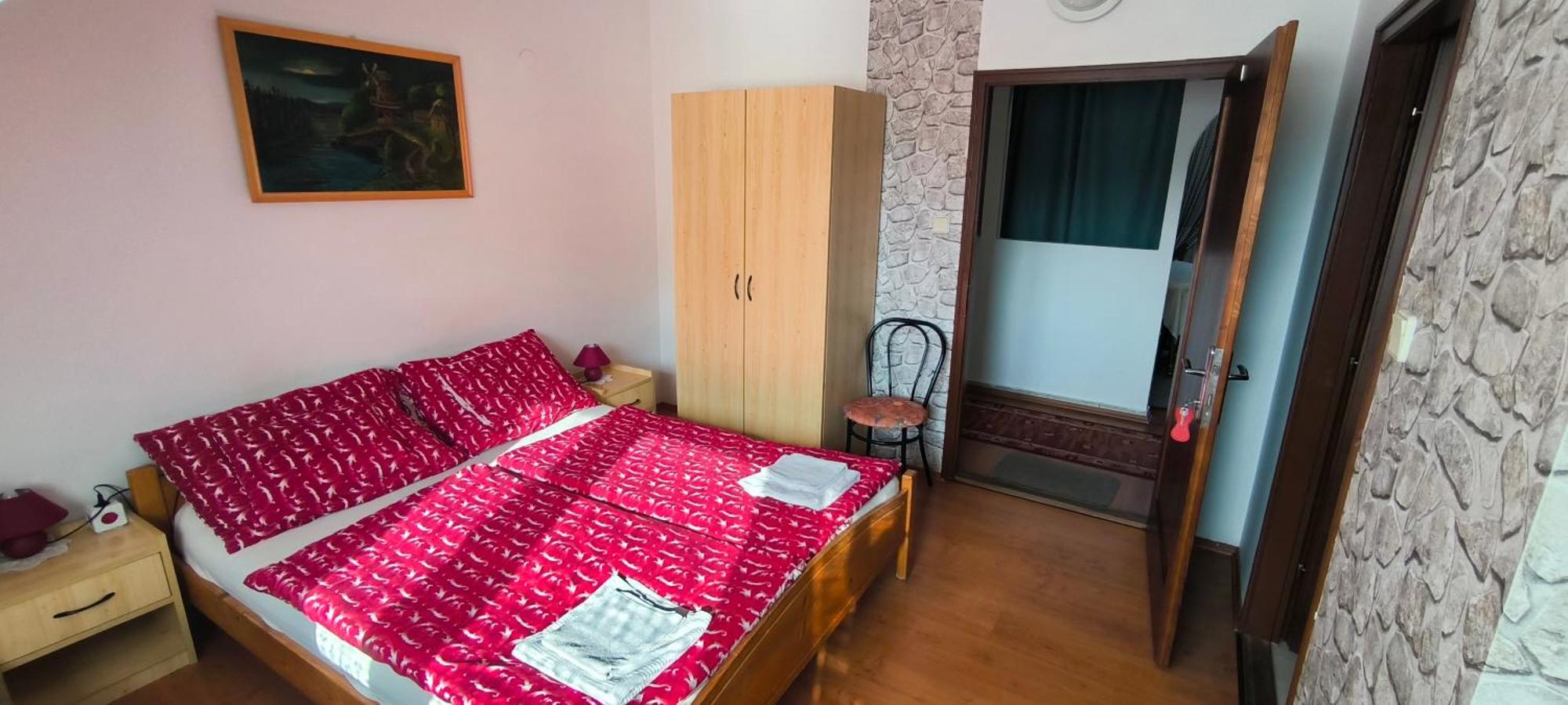 Joos Apartman Шарвар Екстер'єр фото