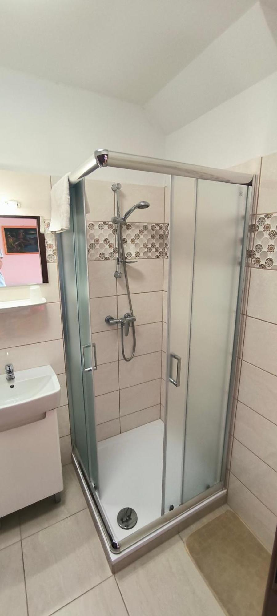 Joos Apartman Шарвар Екстер'єр фото