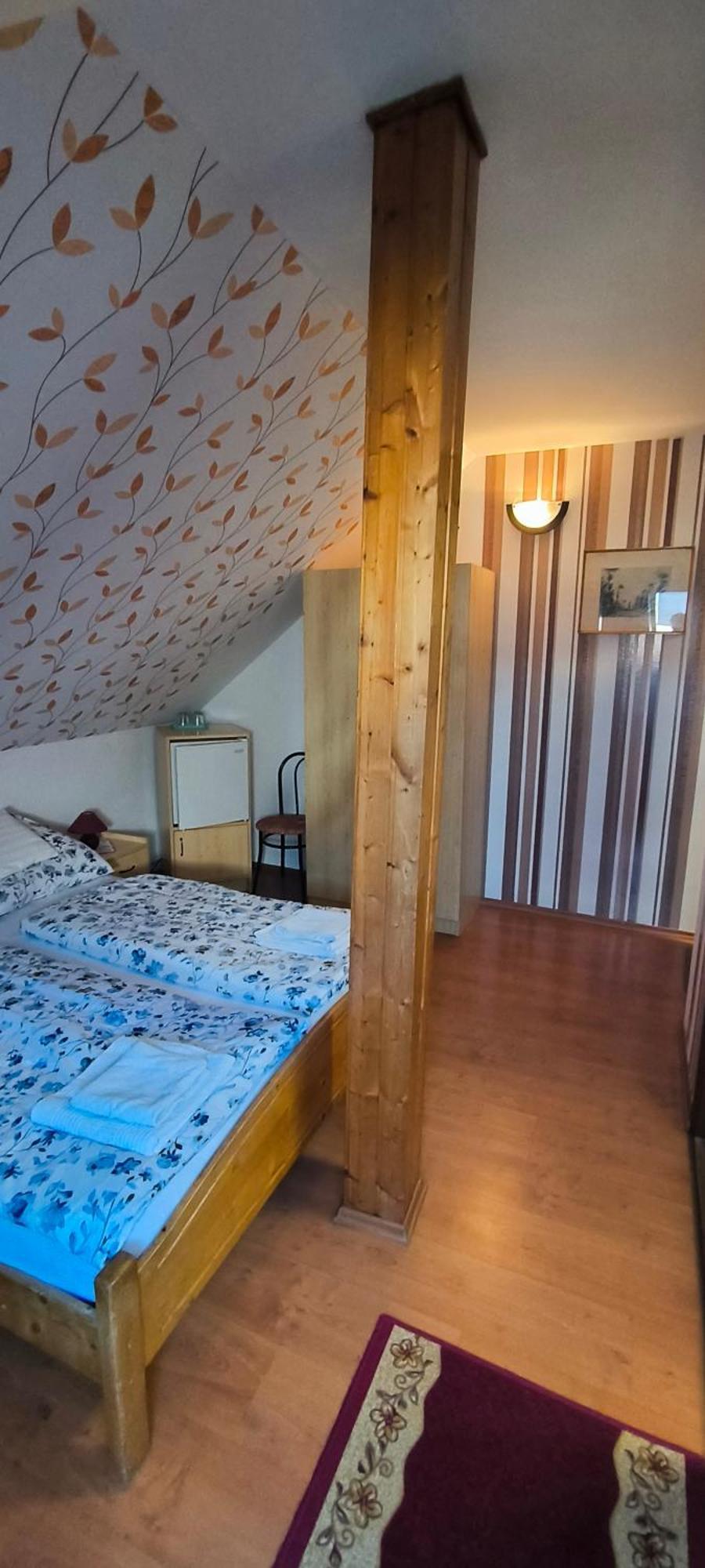 Joos Apartman Шарвар Екстер'єр фото